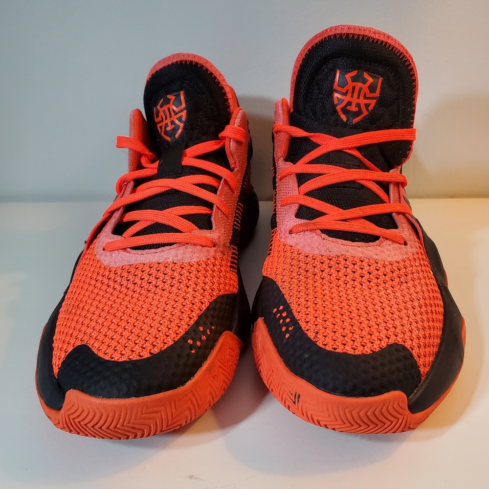 Adidas D.O.N Issue 1 Donovan Mitchell Spider Stamp Solar Red Orange Black Size 9 - Picture 2 of 16